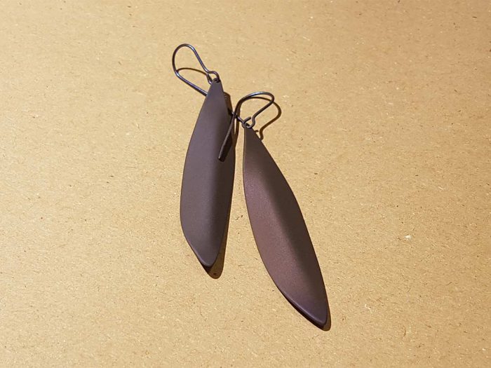 Titanium Earrings “Olives”. 3 grams. Length: 30-66 mm. Anodized. Different colors. Price 55€